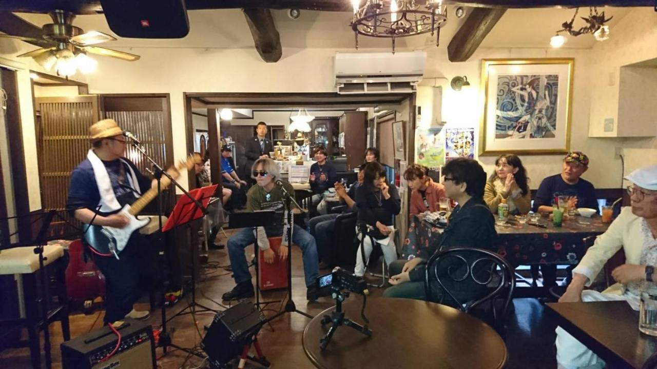 Отель Live Cafe Hisui No Umi Itoigawa Экстерьер фото